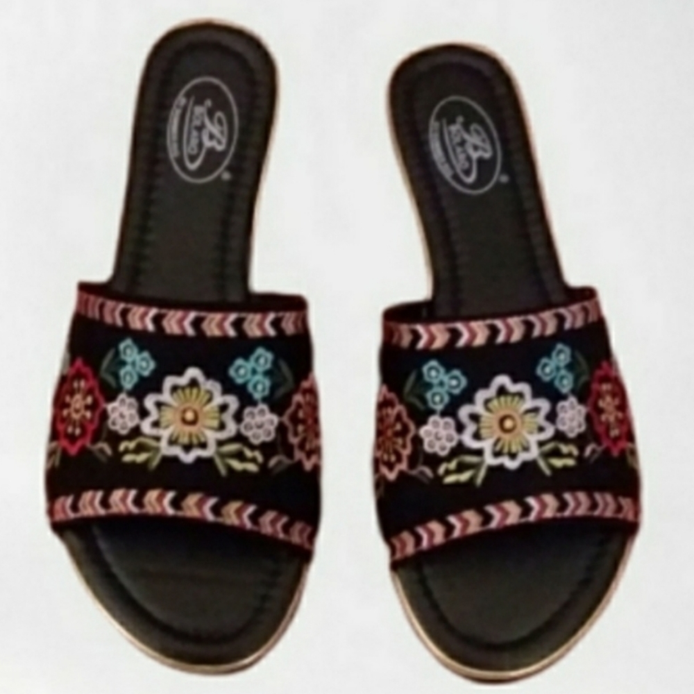 😎SUMMER RIO Bolaro Embroidered Slides, slippers, sandals ☀️ - Picture 2 of 6